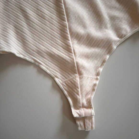 Knix Bodysuit- Cream- Slimming- Mock Neck- Snap Womens- M - Picture 2 of 9